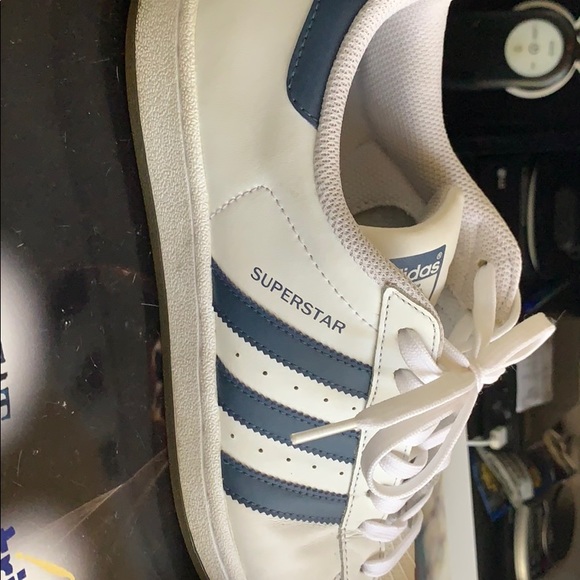 Shoes - Picture 2 of 5